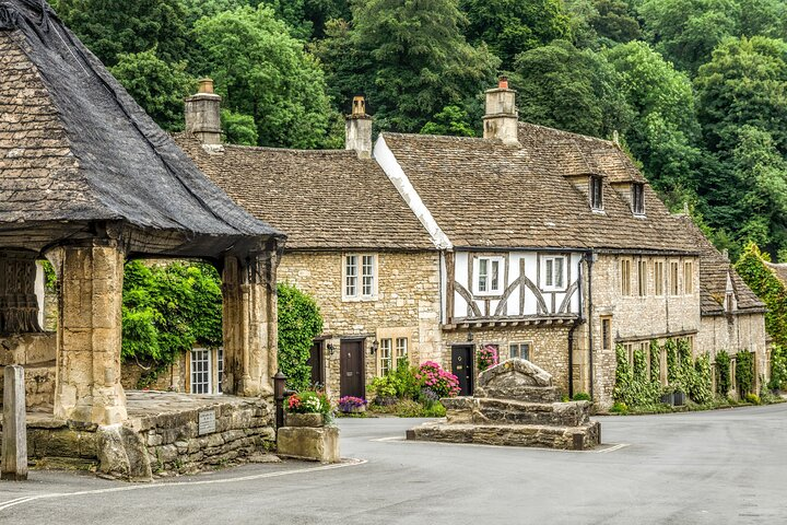 Castle Combe Marketplace